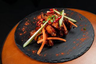 Крильця в  соусі теріякі з копченою паприкою (260г)