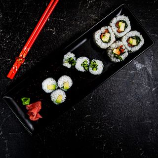 Vegan box 12pcs