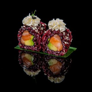 112. Black salmon philadelphia 8pz