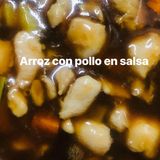 Arroz con pollo en salsa 