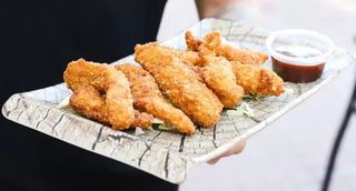 Tapa De Delicias De Queso Con Salsa De Fresa