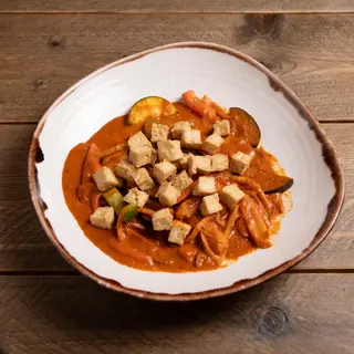 Curry Rojo De Tofu Y Verduras