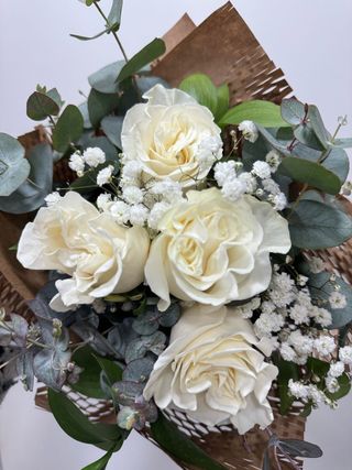 Ramo Rosas Brancas