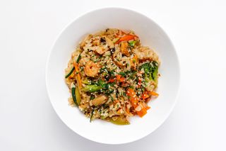Wok Orez cu Fructe de mare
