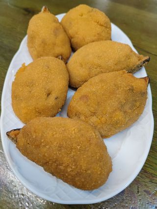 1 tigre  ricos Ricos (. mejillón relleno empanado)