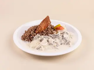 Бефстроганов с гречкой 1 пор 