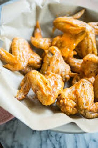 Chicken wing with sweet chilli sauce 