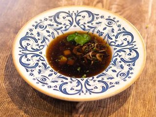 Суп з лісових грибів, шпинату та червоної квасолі (300г)