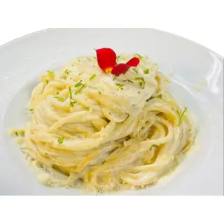 Spaghetti Con 5 Quesos