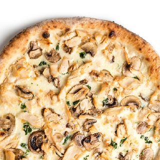 Піца з куркою та печерицями