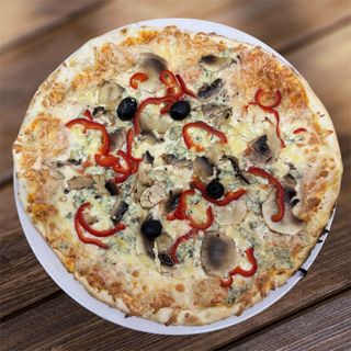 Pizza Quatro - Formagi medie