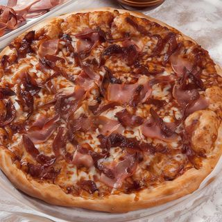 Pizza Americana (30 Cm.)