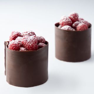 Deser budyniowy z owocami