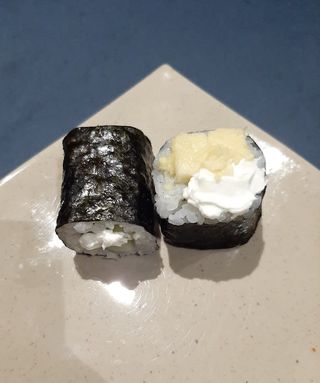 Maki Aguacate y Queso (8 Piezas)