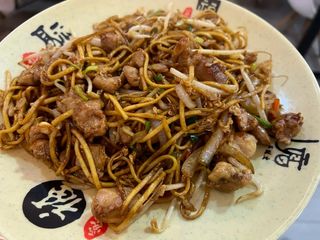 Tallarines De La Casa Con Pollo