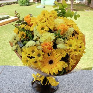 Ramo Amarillo especial