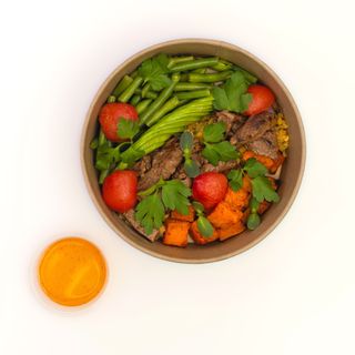 საქონლის ფილეს ბოული/Bowl with beef tenderloin
