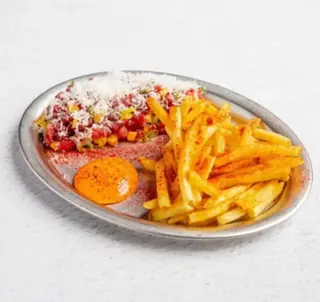 TATAR Z FRYTECZKAMI