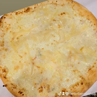 4 formaggi  + coca-cola + Patatine