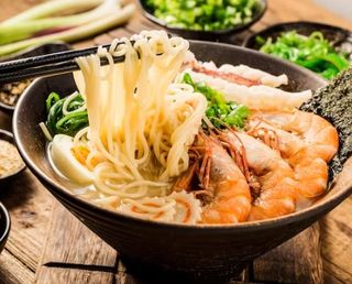 Ramen Con Mariscos En Sopa Xl