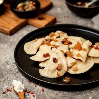 Вареники з солоним сиром (500 г). Продукт заморожений