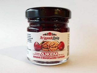 Джем Вишня з волоським горіхом (40g)