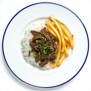 Plato De Shawarma Con Patatas Y Arroz