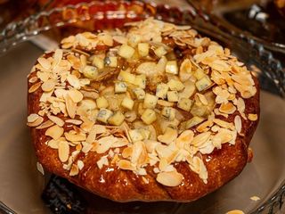 Галета з грушею  і сиром Дор Блю