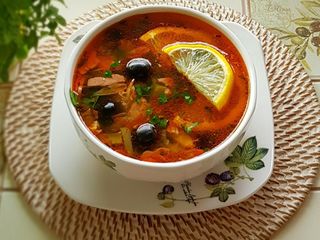 Солянка мясная