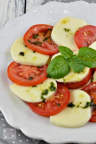 Caprese salata