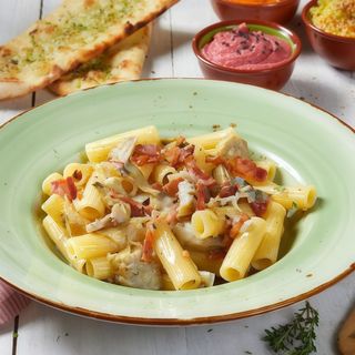 Rigatoni amb Carxofa i guanciale
