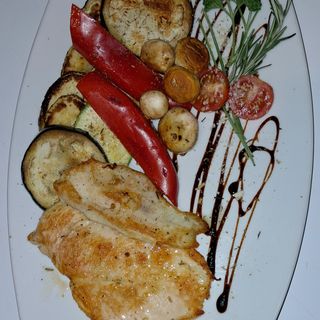 Pileći file na žaru