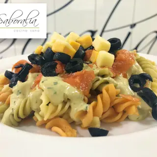 Ensalada de Pasta con Salmón Ahumado
