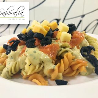 Ensalada de Pasta con Salmón Ahumado
