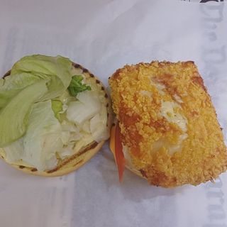 Бургер Фантазия +кока кола 0,330мл+пържени картофи 100г