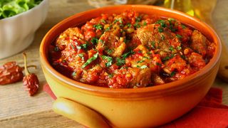 Mućkalica ljuta za dvije persone 600 gr