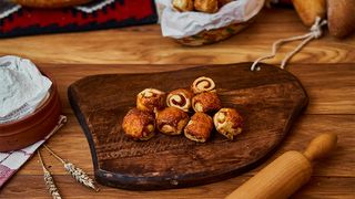 Kukuruzne rolnice sa šunkom