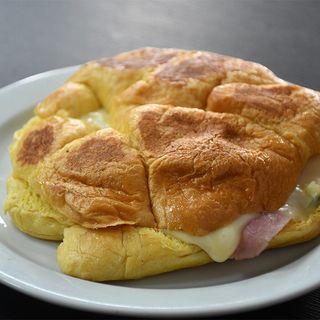 Croissant Mixto Especial