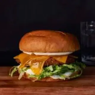 Dirty Cheeseburger De Pollo (Condado)