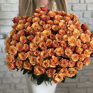 Акция! 101 роза оранжевая