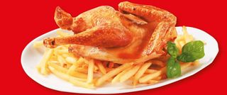 Pollo interno con patate e insalata