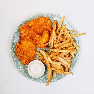 Pileća prsa pohana u cornflakesu