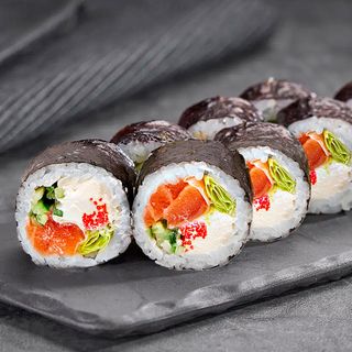 Футомакі з лососем (8 шт./250 г)