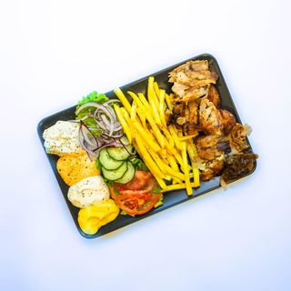 Порция свински гирос (700г)