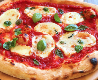 Pizza Margarita 30 Cm.