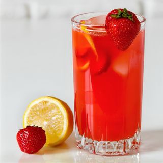 Клубничный лимонад (0,5 л.)