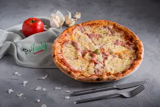 Pizza Vesuvio
