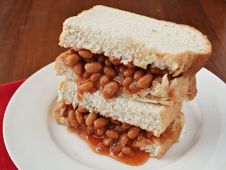 Beans and toast/sandwich
