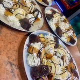Bolitas de helado con toppings