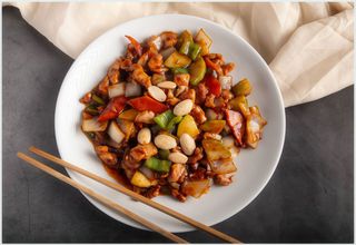 133. Pollo Con Almendras